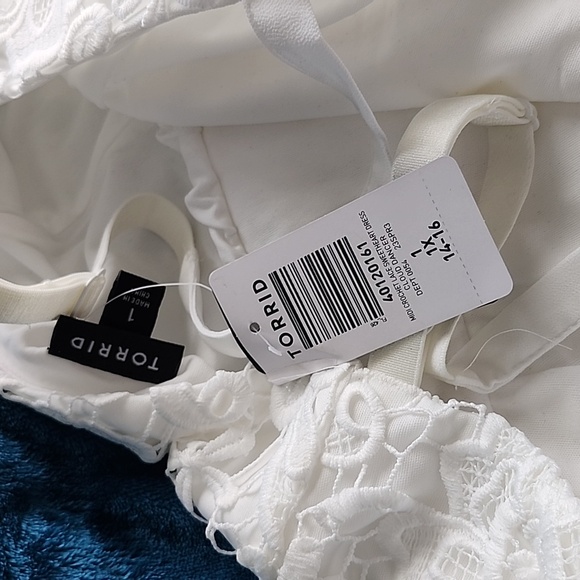 White lace midi dress NWT - Picture 3 of 6